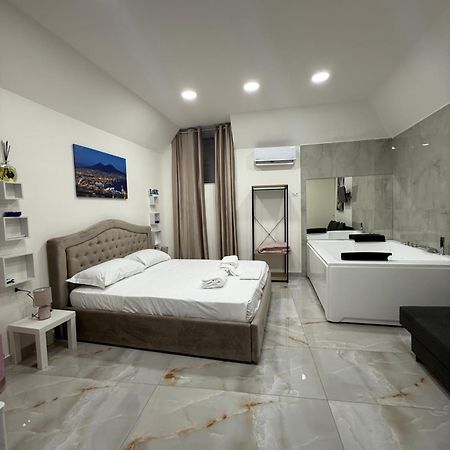 נאפולי Caracciolo Suites 36 מראה חיצוני תמונה